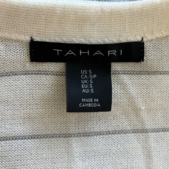 Tahari Extrafine Merino Wool / Acrylic Sweater Size Small - Picture 3 of 9